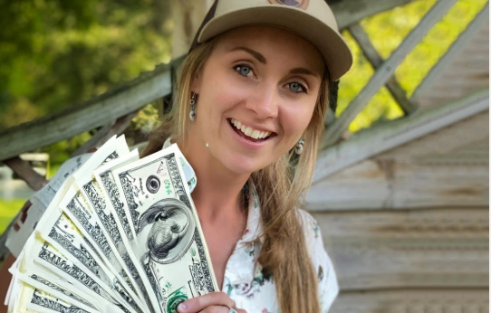 Amber Marshall Net Worth: Heartland Star's Earnings and Career