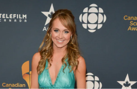 Amber Marshall Net Worth: Heartland Star's Earnings and Career