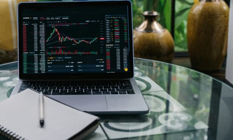 tech stocks 2025 forecast