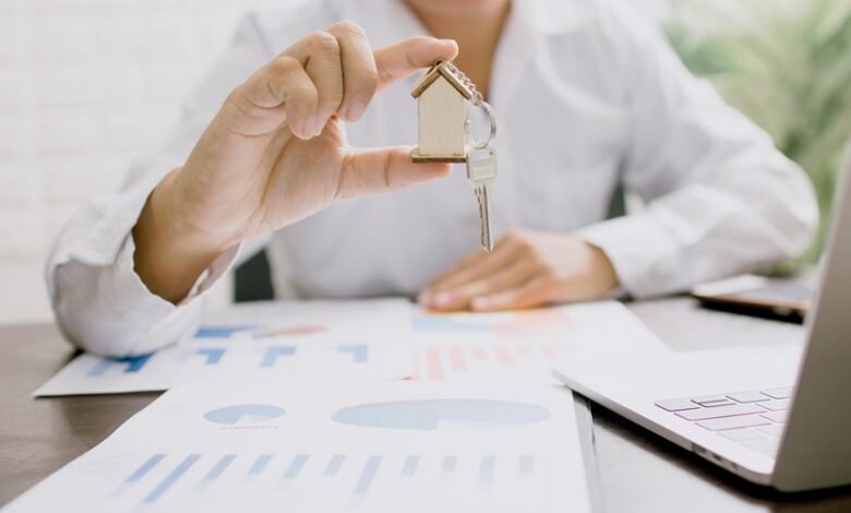 top investment strategies 2025