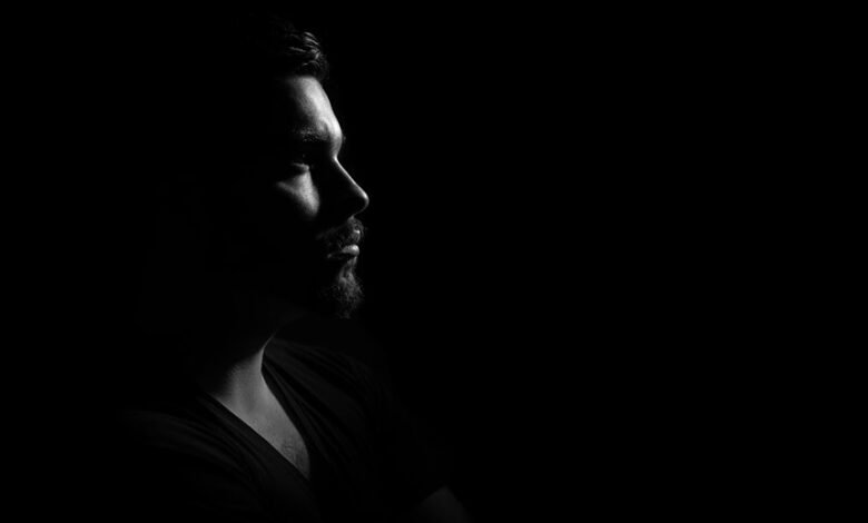 rizuhovazco s unique profile features